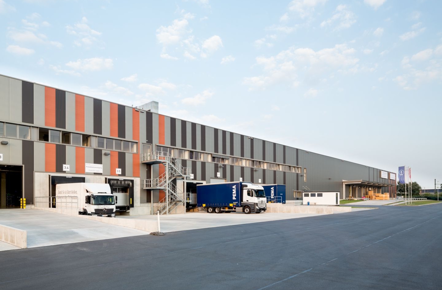 Lloydpark 0977_07.jpg